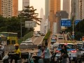 На фоне нового хаоса на нефтяном рынке одна страна удерживает мировые цены от роста — за счёт снижения спроса На фоне нового хаоса на нефтяном рынке одна страна удерживает мировые цены от роста — за счёт снижения спроса