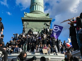 Французские студенты показывают, как выглядит протест в эпоху вирусных зрелищ