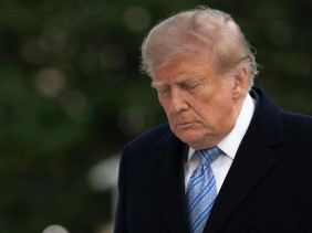 Рейтинг Трампа в США опустился до нового минимума, а демократы стали фаворитами в обеих палатах Конгресса