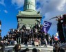Французские студенты показывают, как выглядит протест в эпоху вирусных зрелищ